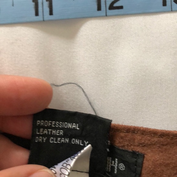 Vintage High-Rise Leather Pants! - Picture 3 of 7